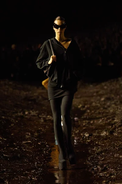 Look 52